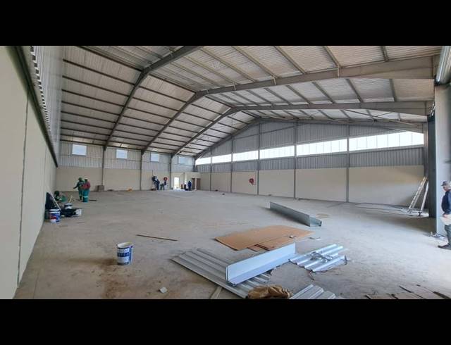 600M² WAREHOUSE TO LET IN HILLVIEW